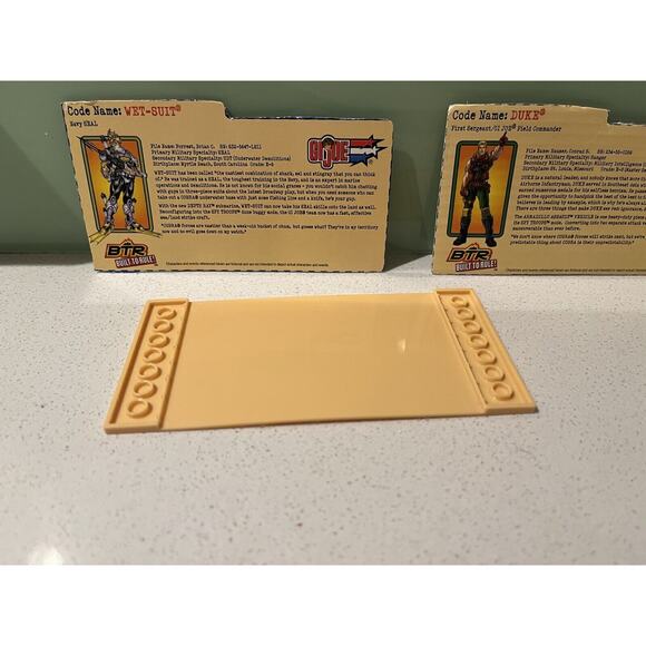 G I JOE File I.D. Card Filecard Duke 2003 Over Kill V4 (Internet Exclusive) - Picture 4 of 5